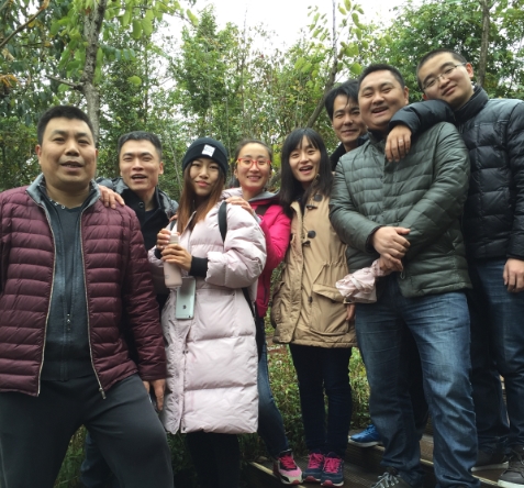 這里的水，滿江春意；